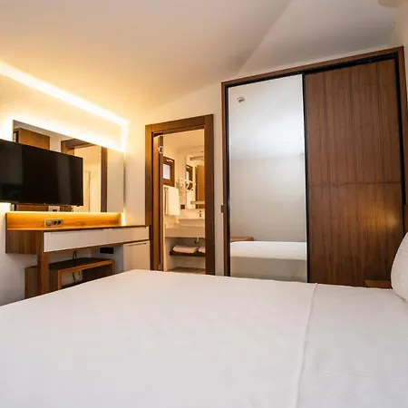 호텔 Akyaka Viya Otel 아키아카